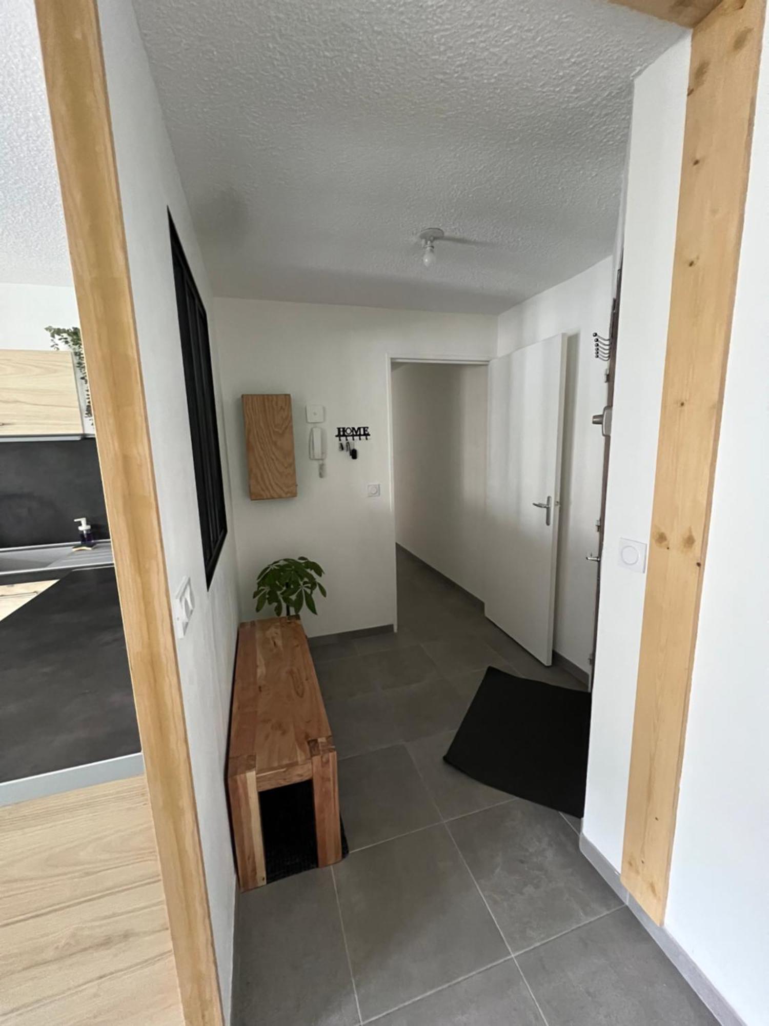 Spacieux Et Confortable - Centre Ville De Briancon - Serre-Chevalier - Garage Et Wifi Exterior photo